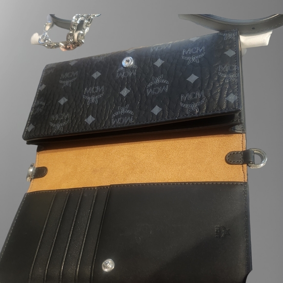 🚫SOLD🚫🆕️MCM Visetos Wallet Crossbody Bag - Picture 11 of 16